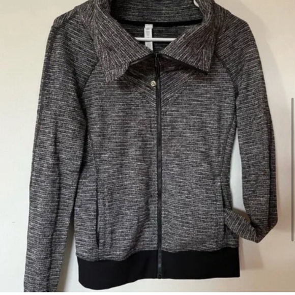 Lululemon Full Zip Jacket High Collar - Picture 3 of 7